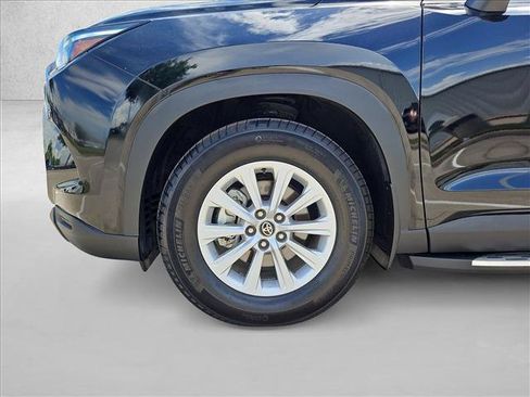 Certified 2026 Toyota Grand Highlander AWD image 25