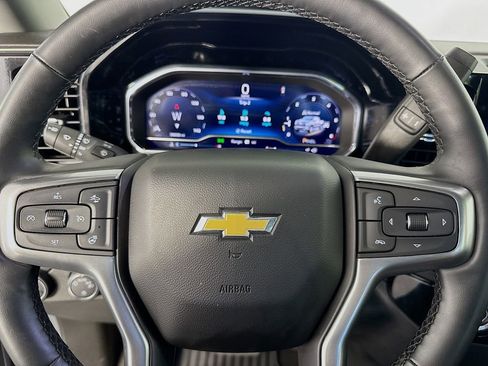 Used 2024 Chevrolet Silverado 1500 LT image 16
