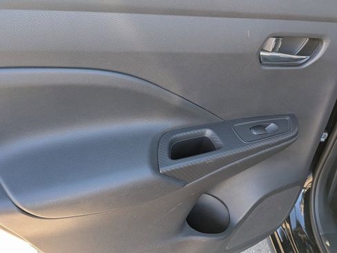 Used 2023 Nissan Versa SV image 10