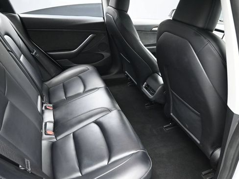 Used 2023 Tesla Model 3 Standard Range RWD image 29