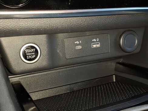 Certified 2023 Nissan Rogue S image 15