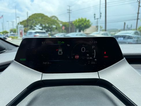 Used 2024 Toyota Prius Prime FWD image 7