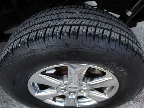 Used 2019 Ford F150 XLT w/ Equipment Group 302A Luxury image 10