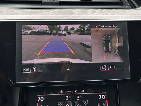 Used 2024 Audi Q8 e-tron Premium Plus w/ Premium Plus Package image 58