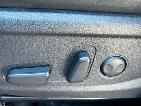 Used 2022 Hyundai Santa Fe SEL Premium image 12