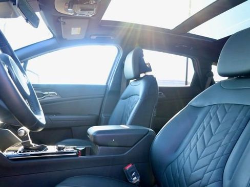 Used 2024 Kia Sportage X-Line w/ X-Line Premium Package image 16