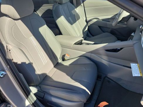 New 2026 Hyundai Elantra SEL Sport Premium image 18