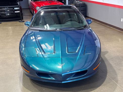 Used 1997 Pontiac Firebird Formula w/ Opt Pkg RWD image 7