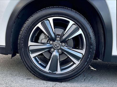 Used 2021 Lexus UX 200 FWD image 8