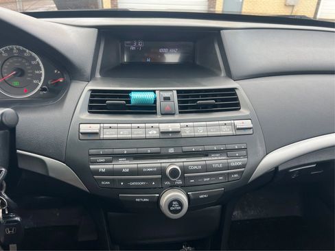 Used 2010 Honda Accord EX-L image 16