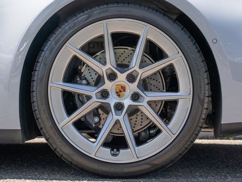 Certified 2025 Porsche 911 Carrera RWD image 13