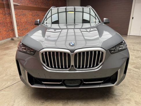 Used 2026 BMW X5 xDrive40i image 8