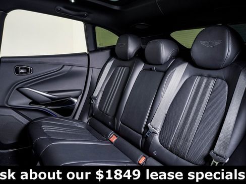 Used 2025 Aston Martin DBX 707 image 20