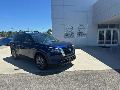 Certified 2025 Nissan Pathfinder SV w/ SV Premium Package