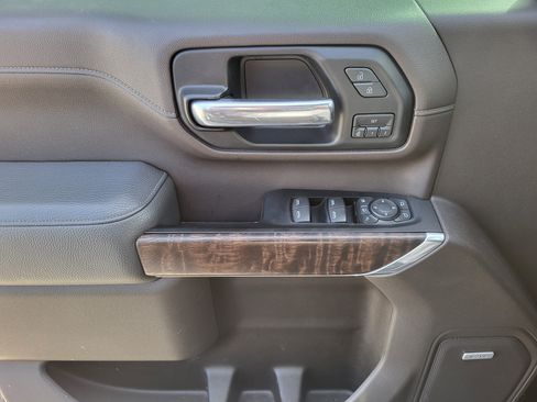 Used 2020 GMC Sierra 2500 Denali w/ Technology Package image 23