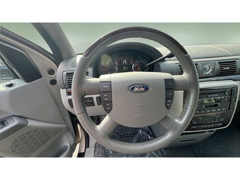 Used 2006 Ford Freestar Limited FWD image 21