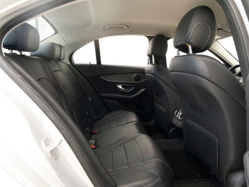 Used 2016 Mercedes-Benz C 300 Sedan image 24