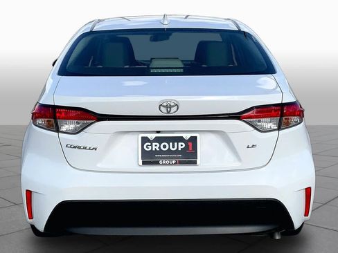 Used 2023 Toyota Corolla LE FWD image 5