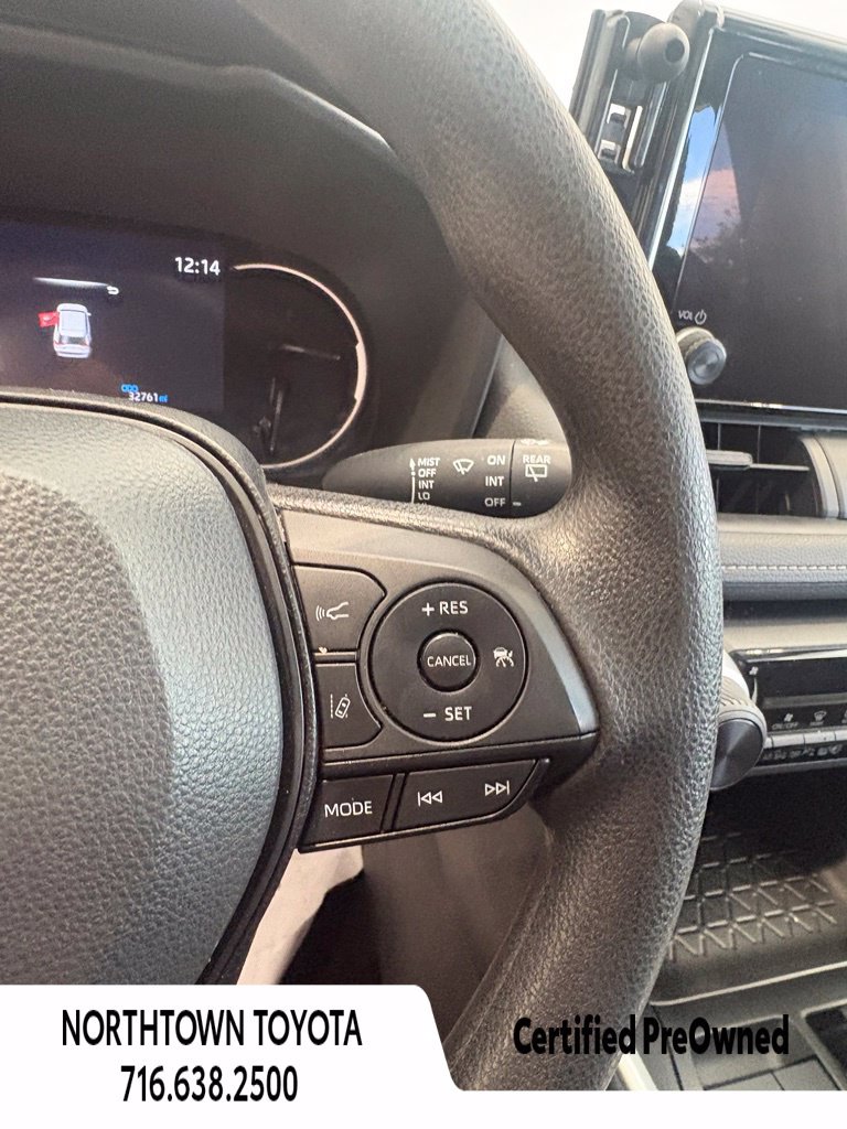 Used 2024 Toyota RAV4 LE FWD image 26