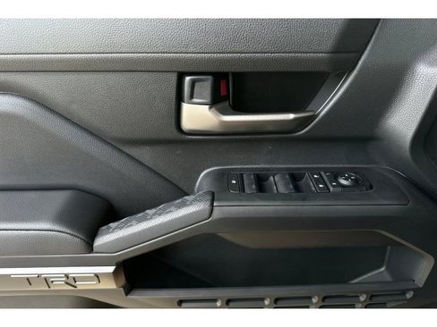 New 2025 Toyota Tacoma TRD Off-Road image 11