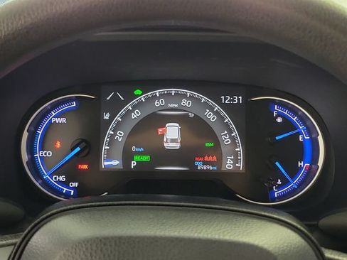 Used 2024 Toyota RAV4 LE AWD/4WD image 28