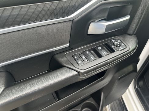 Used 2026 RAM 2500 Big Horn AWD/4WD image 10