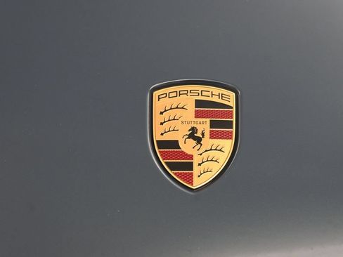 Certified 2025 Porsche Taycan AWD/4WD image 32