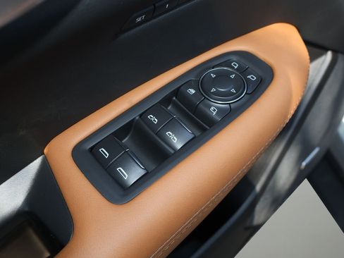 New 2026 Cadillac XT5 Premium Luxury image 11