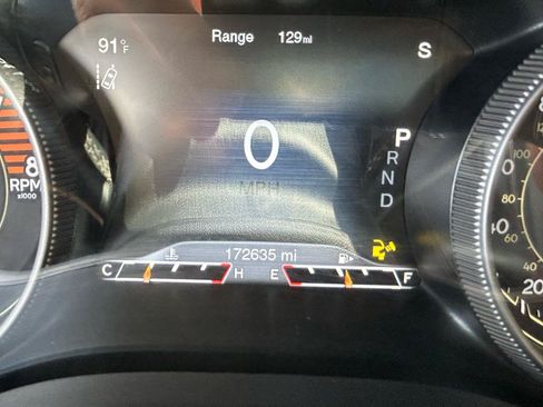 Used 2016 Jeep Cherokee Trailhawk w/ Leather Interior Group AWD/4WD image 22