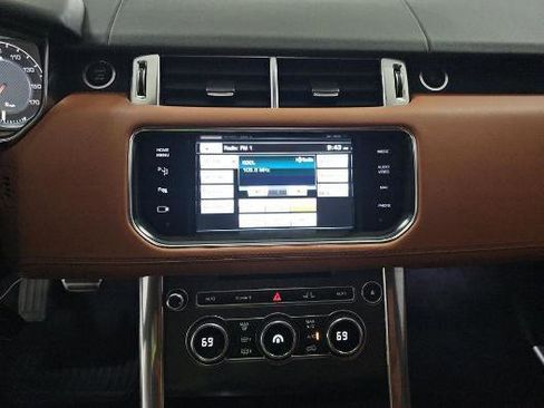 Used 2014 Land Rover Range Rover Sport Supercharged AWD/4WD image 11