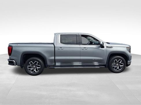 Used 2024 GMC Sierra 1500 SLT w/ SLT Premium Plus Package AWD/4WD image 7