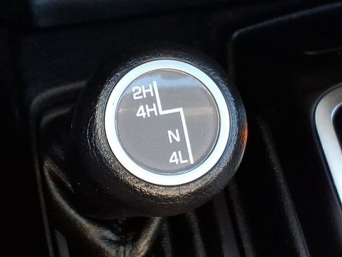 Used 2021 Jeep Wrangler Sport image 17