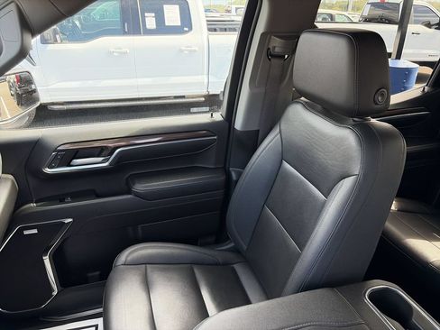 Used 2023 Chevrolet Silverado 1500 RST AWD/4WD image 24
