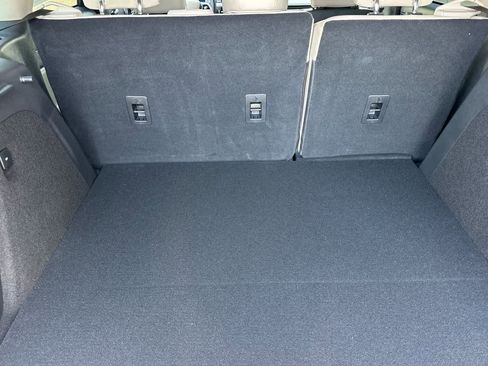 Used 2025 Lincoln Corsair FWD image 16