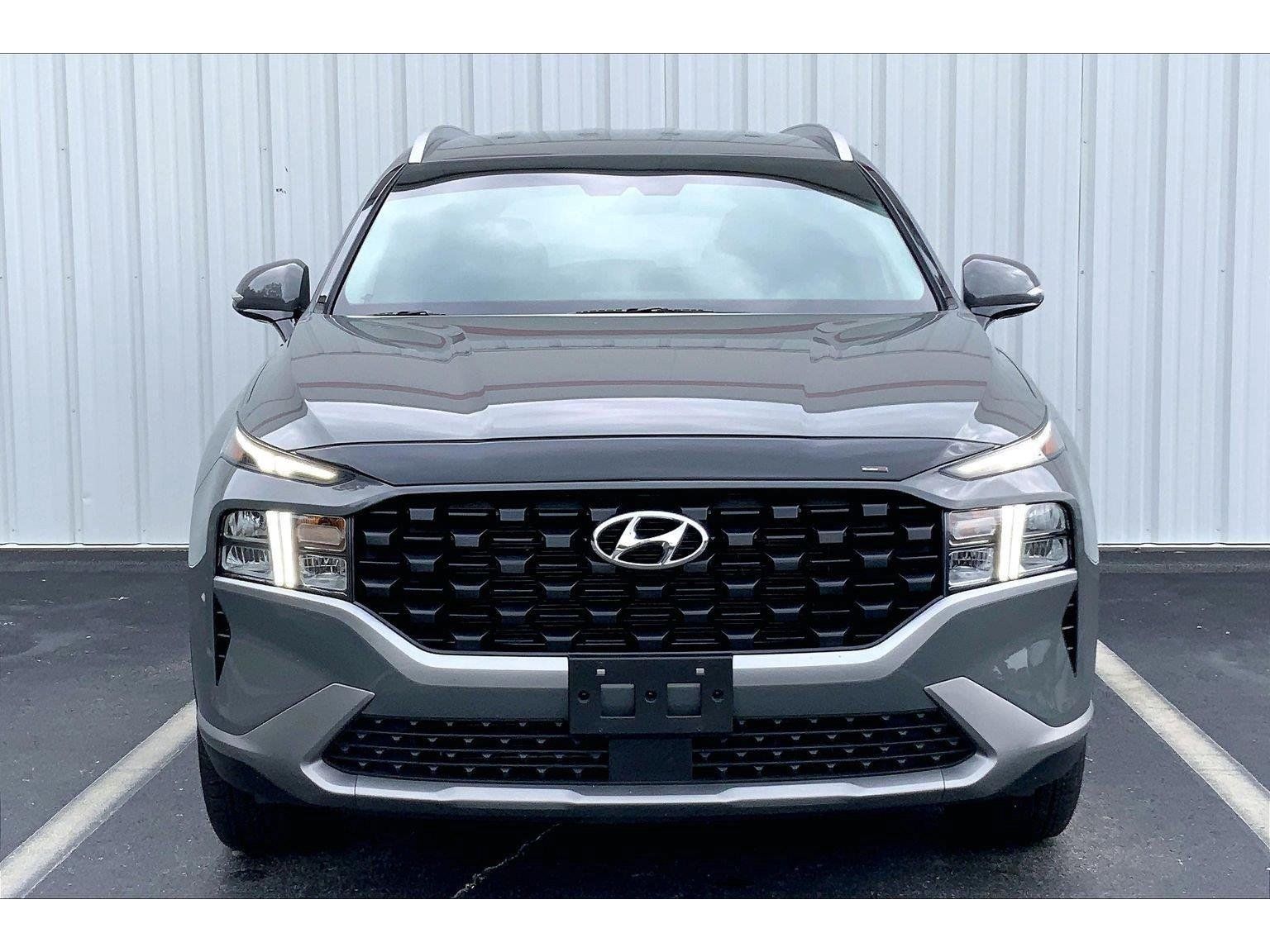 Used 2023 Hyundai Santa Fe SEL w/ Cargo Package AWD/4WD image 3