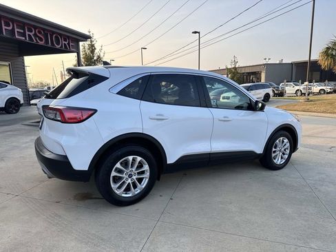 Certified 2022 Ford Escape SE w/ Convenience Package image 8