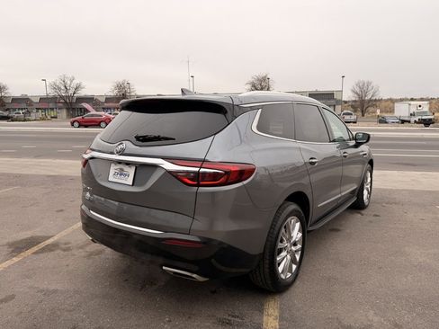 Used 2020 Buick Enclave Premium w/ Sun and Sites Package image 7