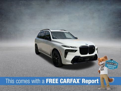 Used 2025 BMW X7 M60i image 3