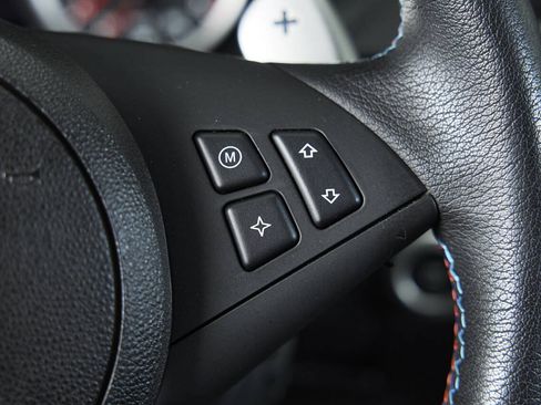 Used 2006 BMW M6 Coupe RWD image 54