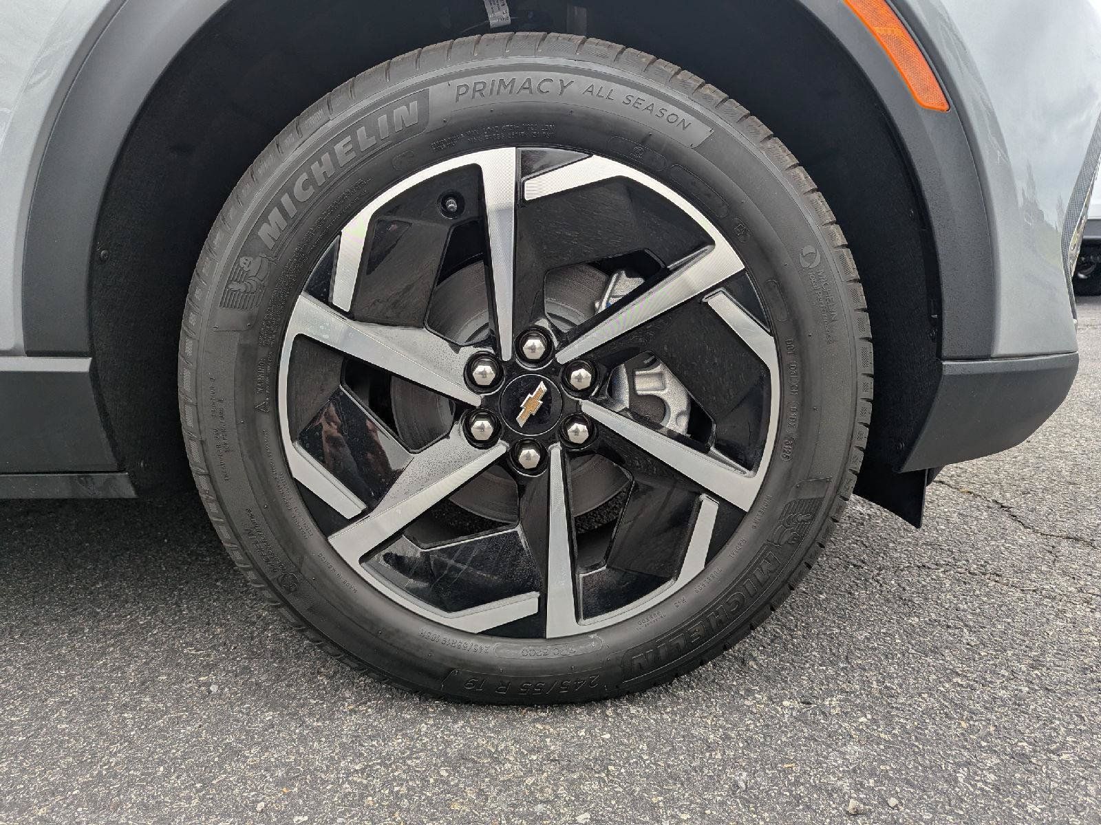 New 2026 Chevrolet Equinox EV LT FWD image 34