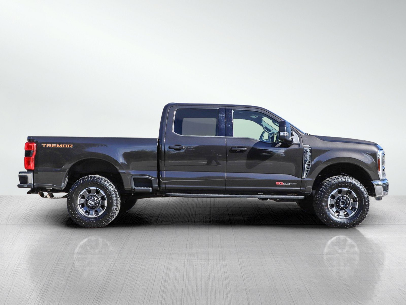 Used 2024 Ford F350 Lariat w/ Lariat Ultimate Package AWD/4WD image 6