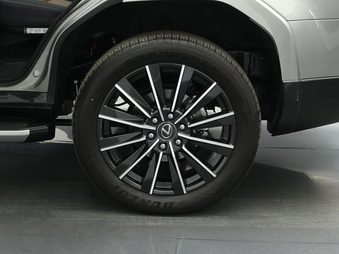 Used 2025 Lexus GX 550 image 24