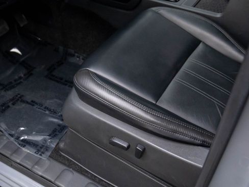 Used 2022 Nissan Frontier PRO-4X w/ Pro-4X Premium Package image 15