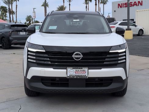 New 2026 Nissan Kicks SV image 7