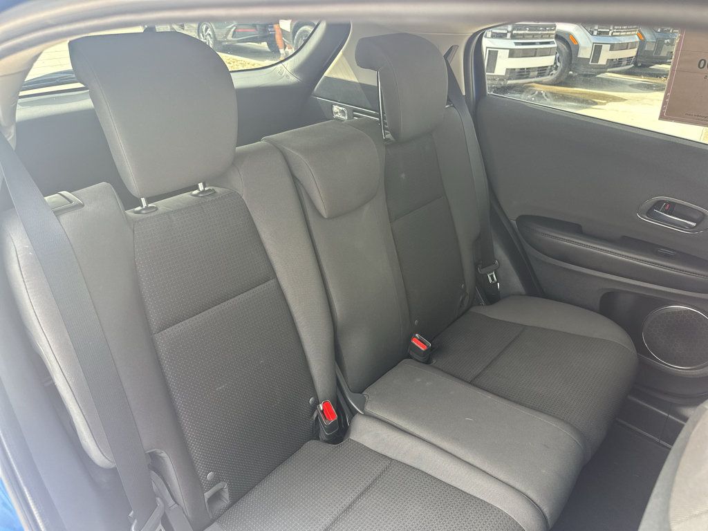 Used 2022 Honda HR-V EX image 31