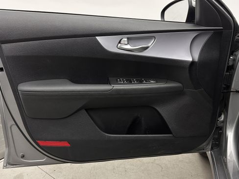 Used 2024 Kia Forte LXS image 10