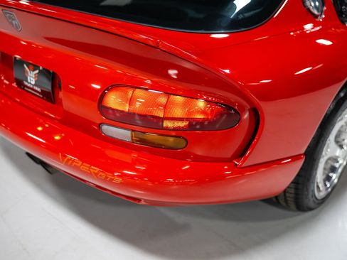 Used 1997 Dodge Viper GTS RWD image 31
