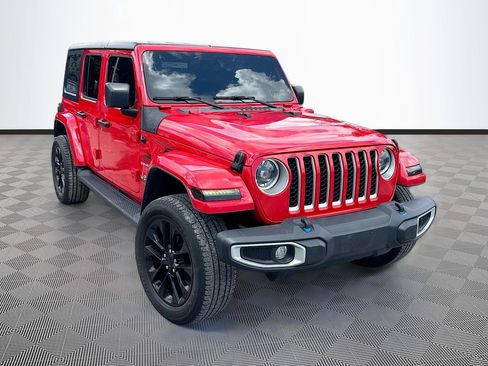 Used 2023 Jeep Wrangler Unlimited Sahara w/ Cold Weather Group AWD/4WD image 4