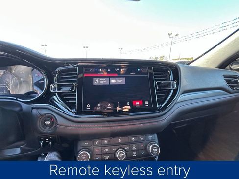 Used 2024 Dodge Durango GT image 39