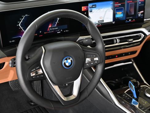 Certified 2023 BMW i4 eDrive35 w/ Premium Package RWD image 13